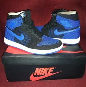 Air Jordan 1 Royal flyknit